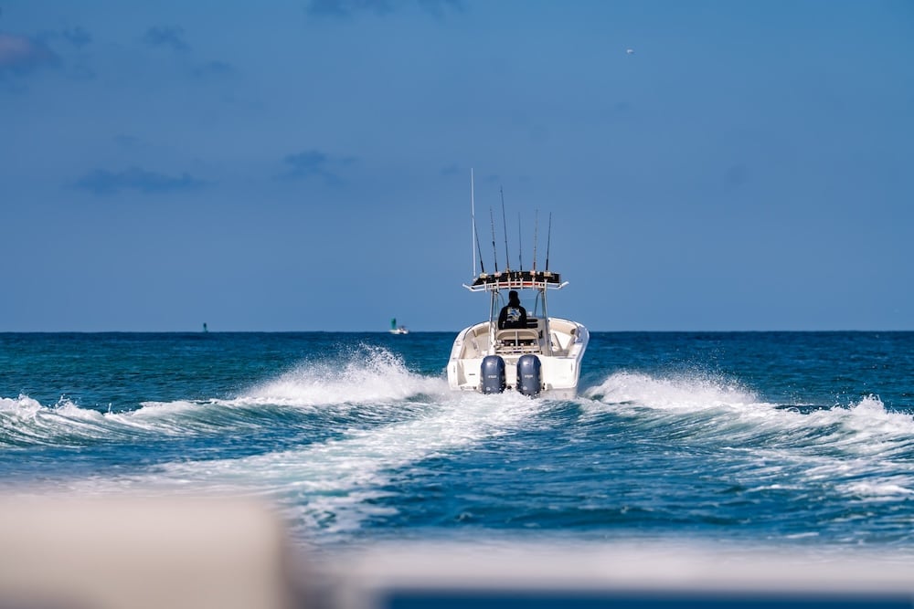 center console boat speeding out to sea in panama city beach